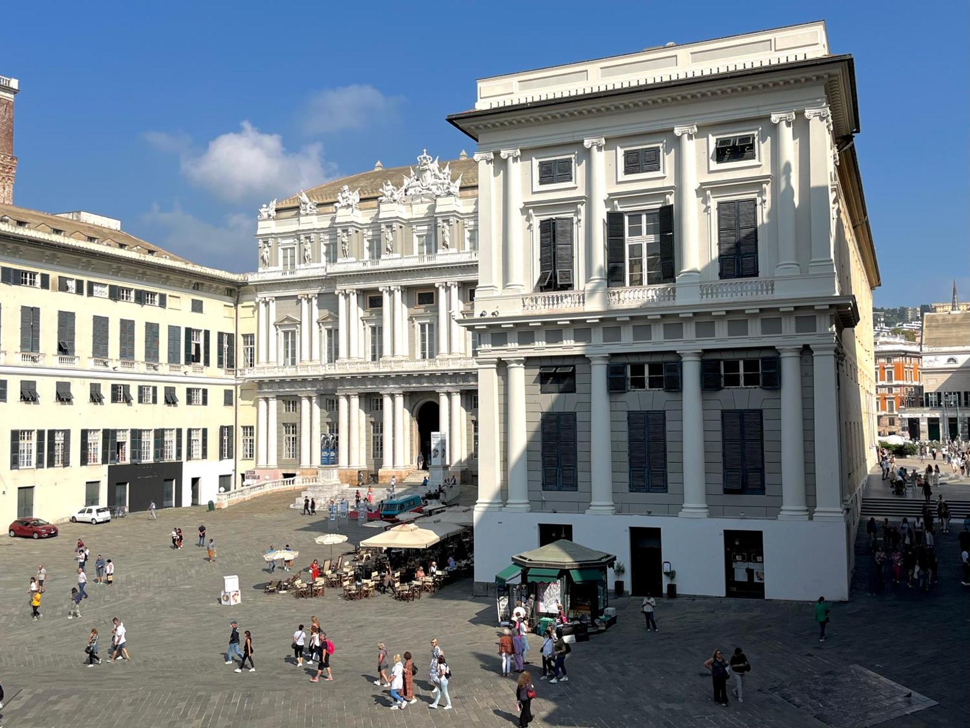 Luminoso Appartamento Nel Cuore Di Genova+Balcone Экстерьер фото